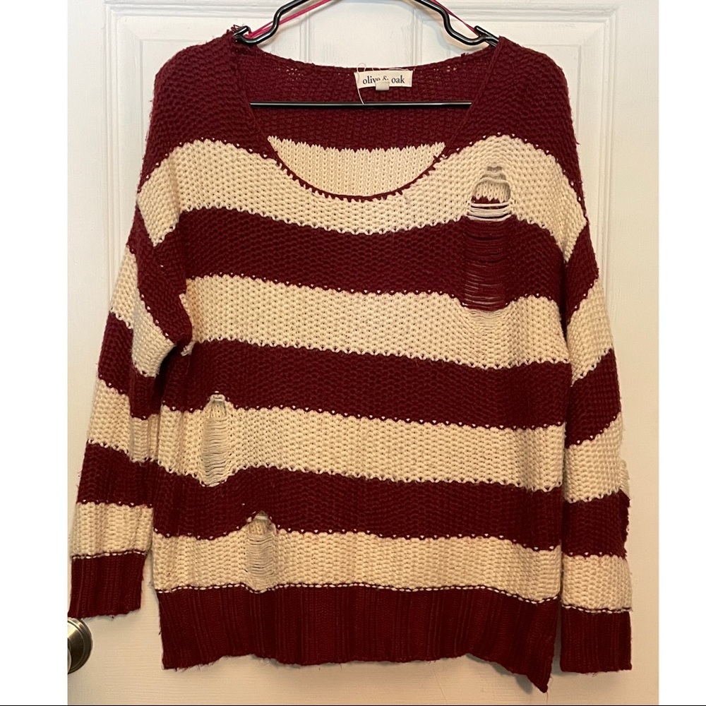 Brand is Olive & Oak, size large, maroon & cream color